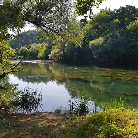 アパート Nadja&dani *